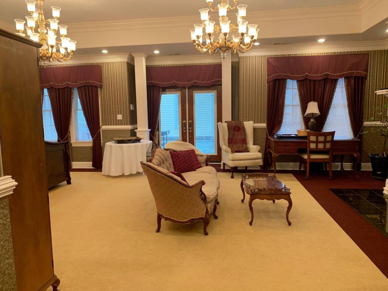 The Lake Manor Bed & Breakfast Morgantown Dış mekan fotoğraf